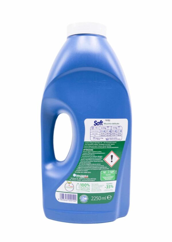 Detergent lichid Soft mosc alb 45 spălări 2250 ml